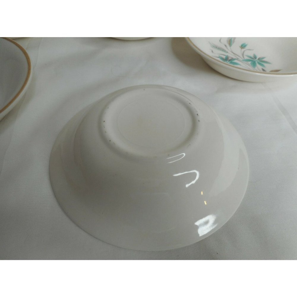 Lot of 6 Vintage Berry Small Bowls Sylvania - Picture 3 of 5
